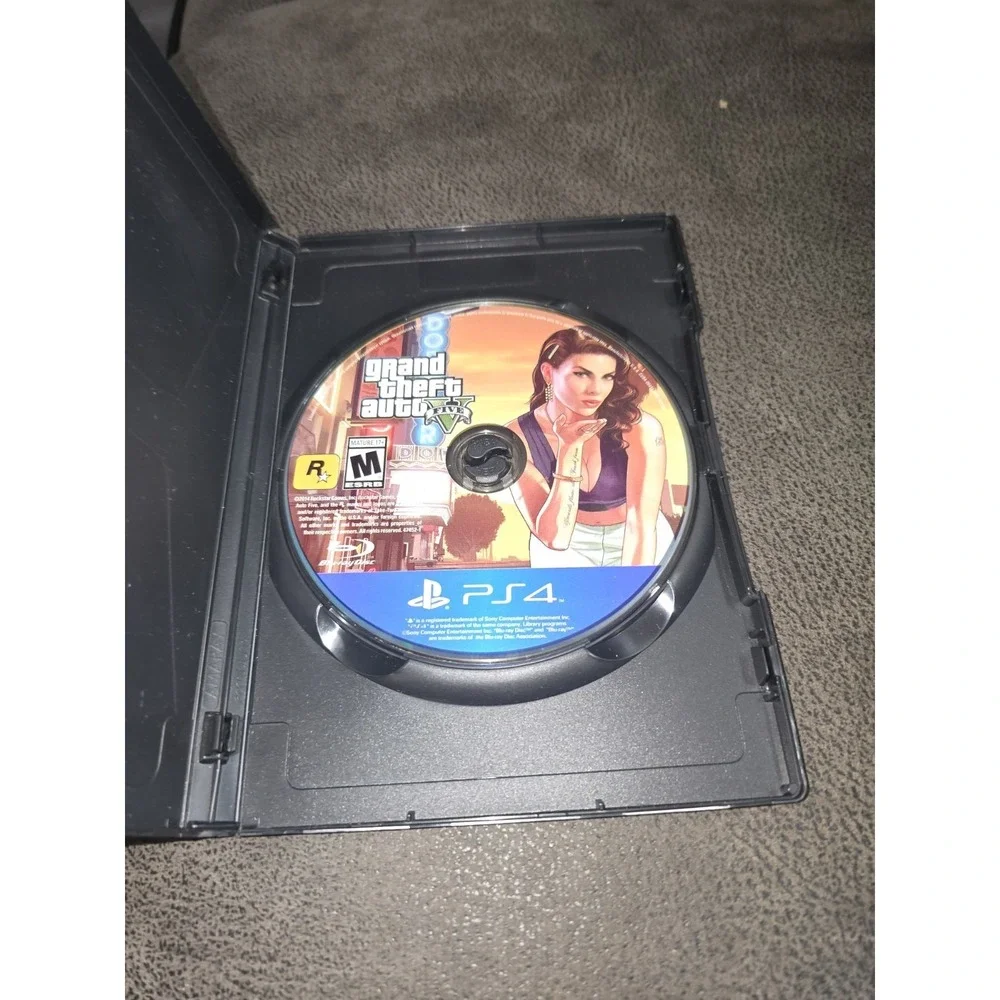Grand Theft Auto V: Premium Edition - Sony PlayStation 4 Disc Only Good Condish